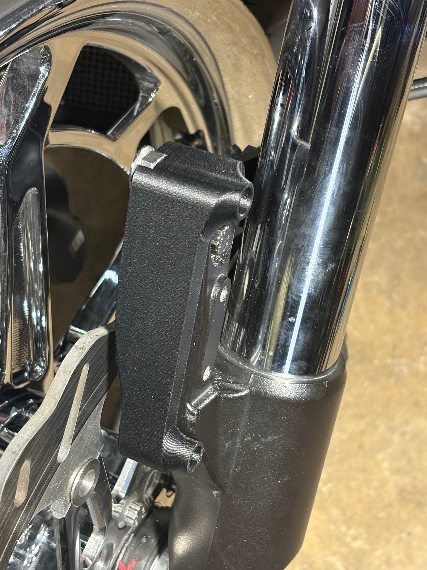 23.5+ Inverted Front End Sport Bike Fender Mounts