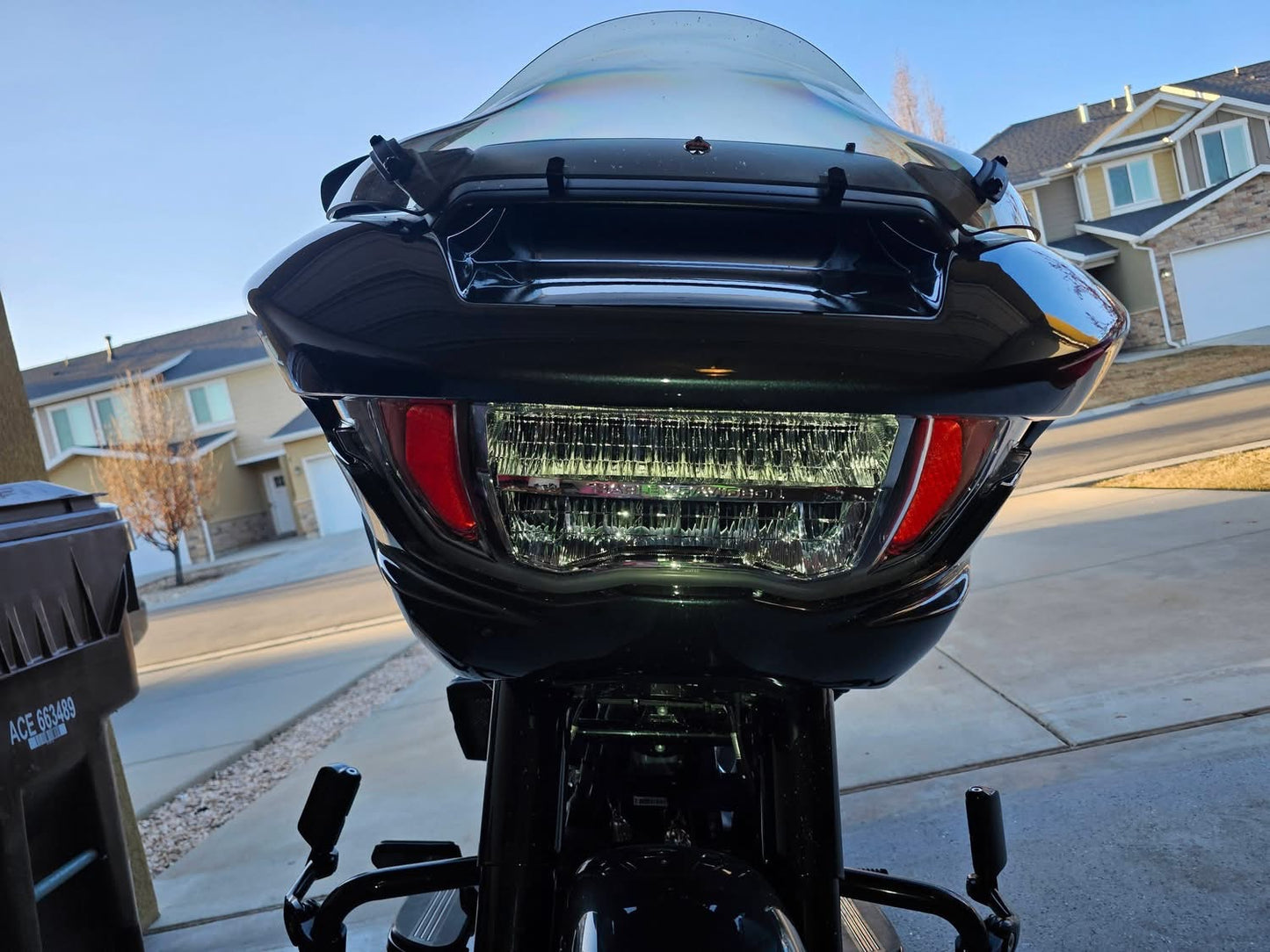 Harley-Davidson 23.5-26 Road Glide Headlight Vent Fillers