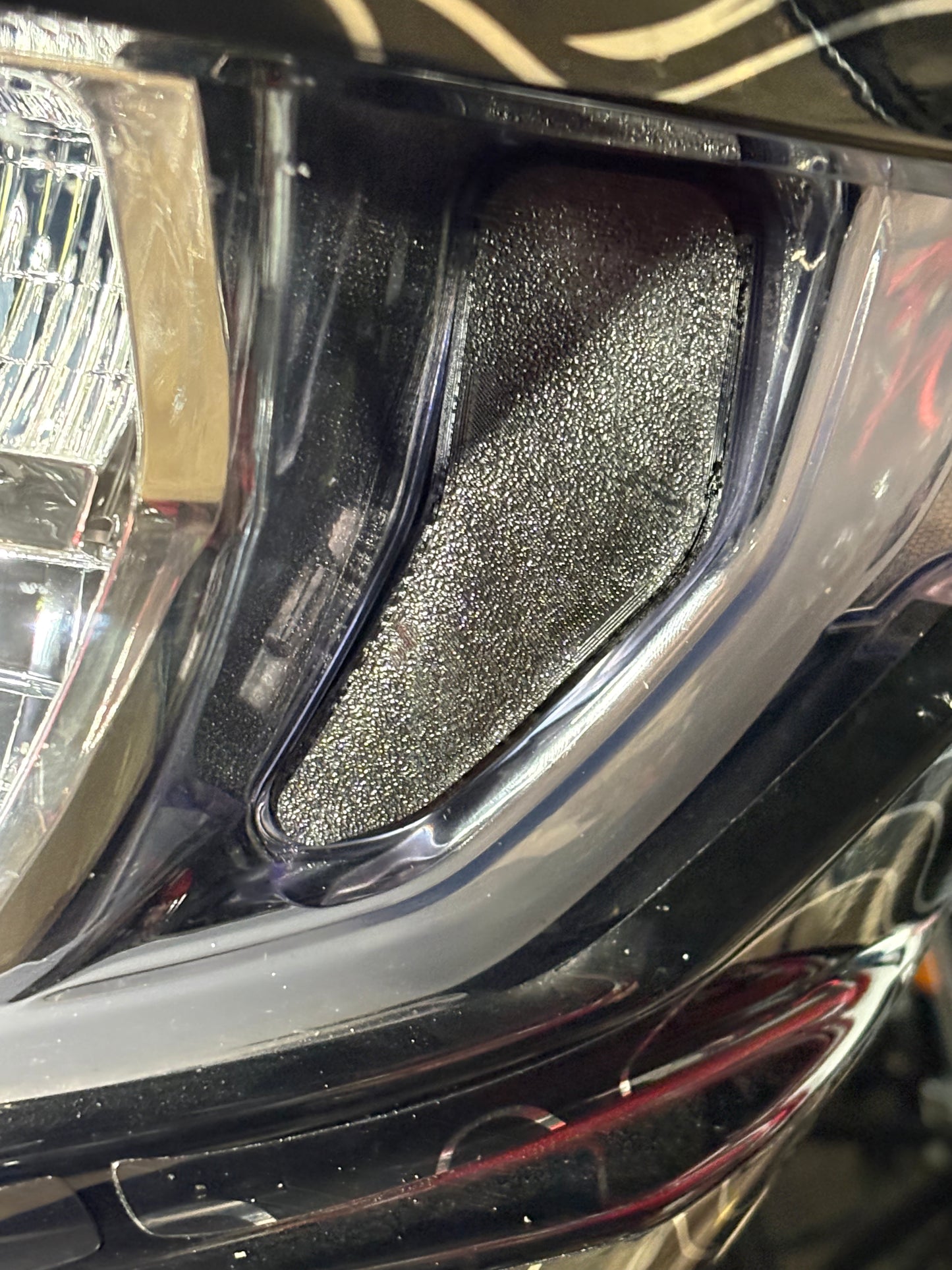 Harley-Davidson 23.5-26 Road Glide Headlight Vent Fillers