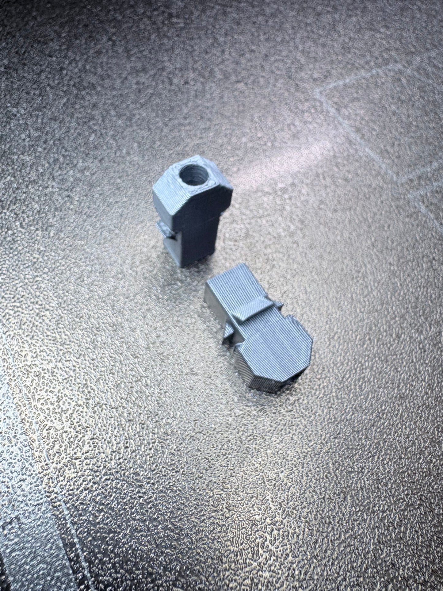 Roadglide/ Streetglide Media Latch